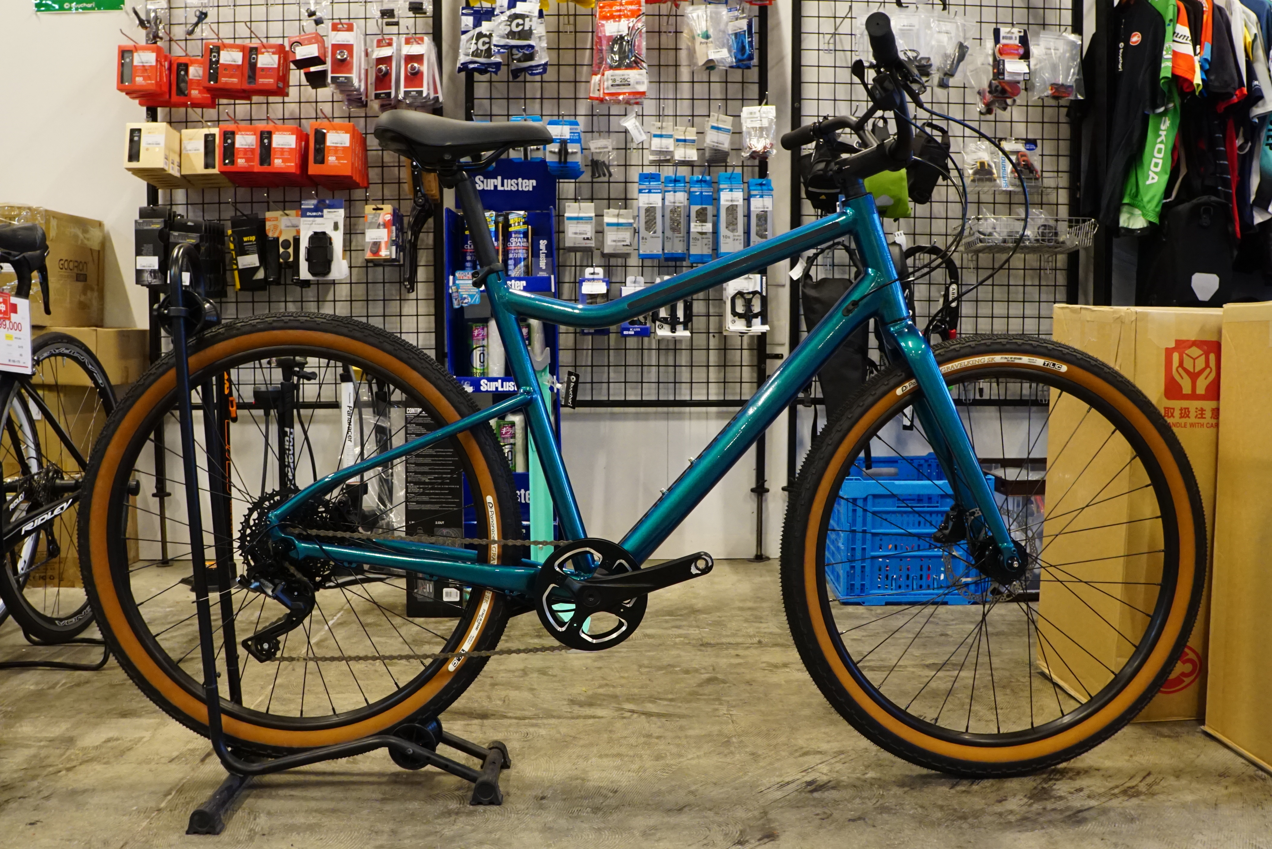 熊谷本店入荷情報】なんだかかっこいいクロスバイク | ロードバイク