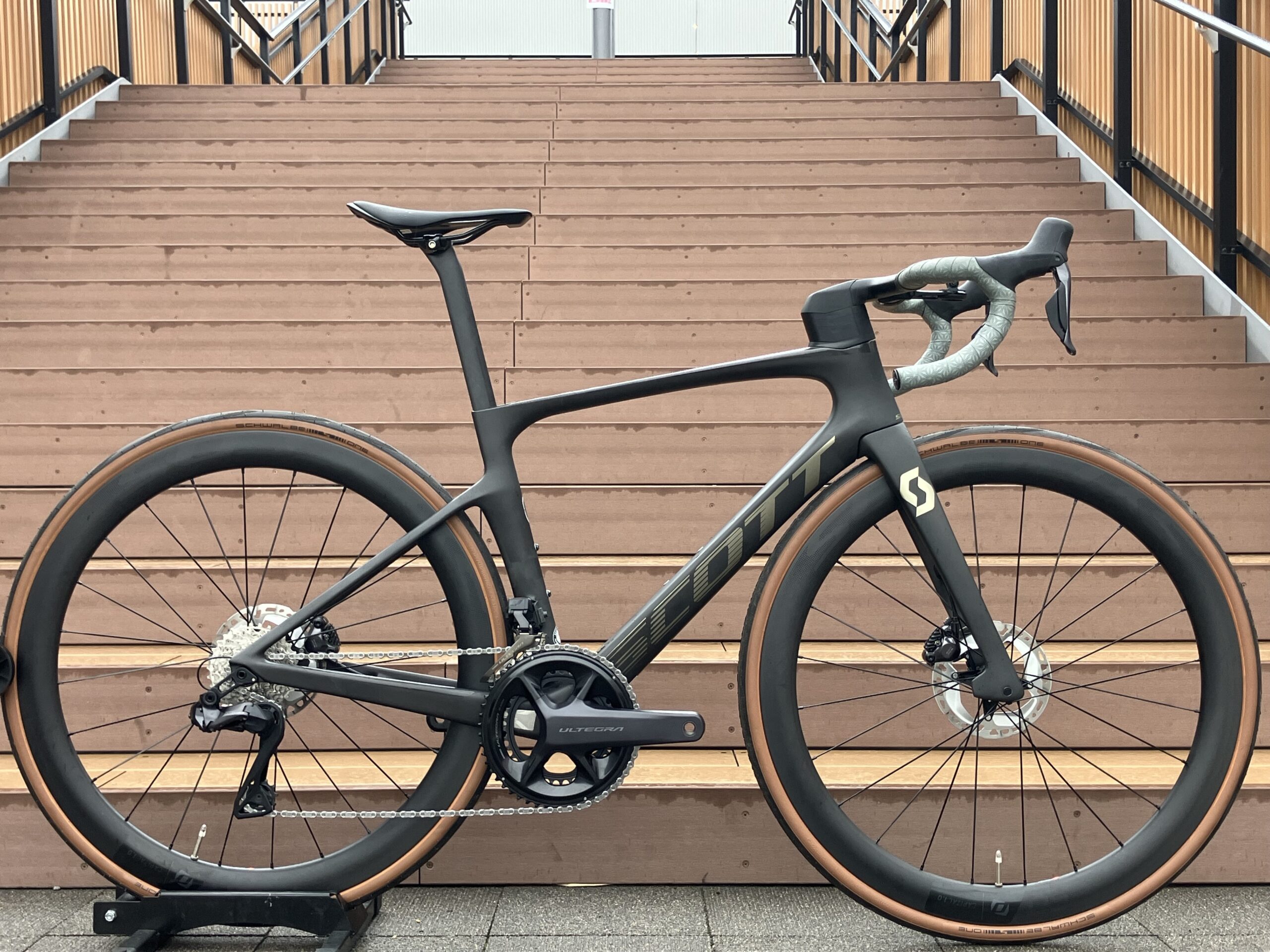 自転車本体 SCOTT FOIL10 SCOTT 「スコット」 FOIL 10 Di2 2017年モデル ロードバイク