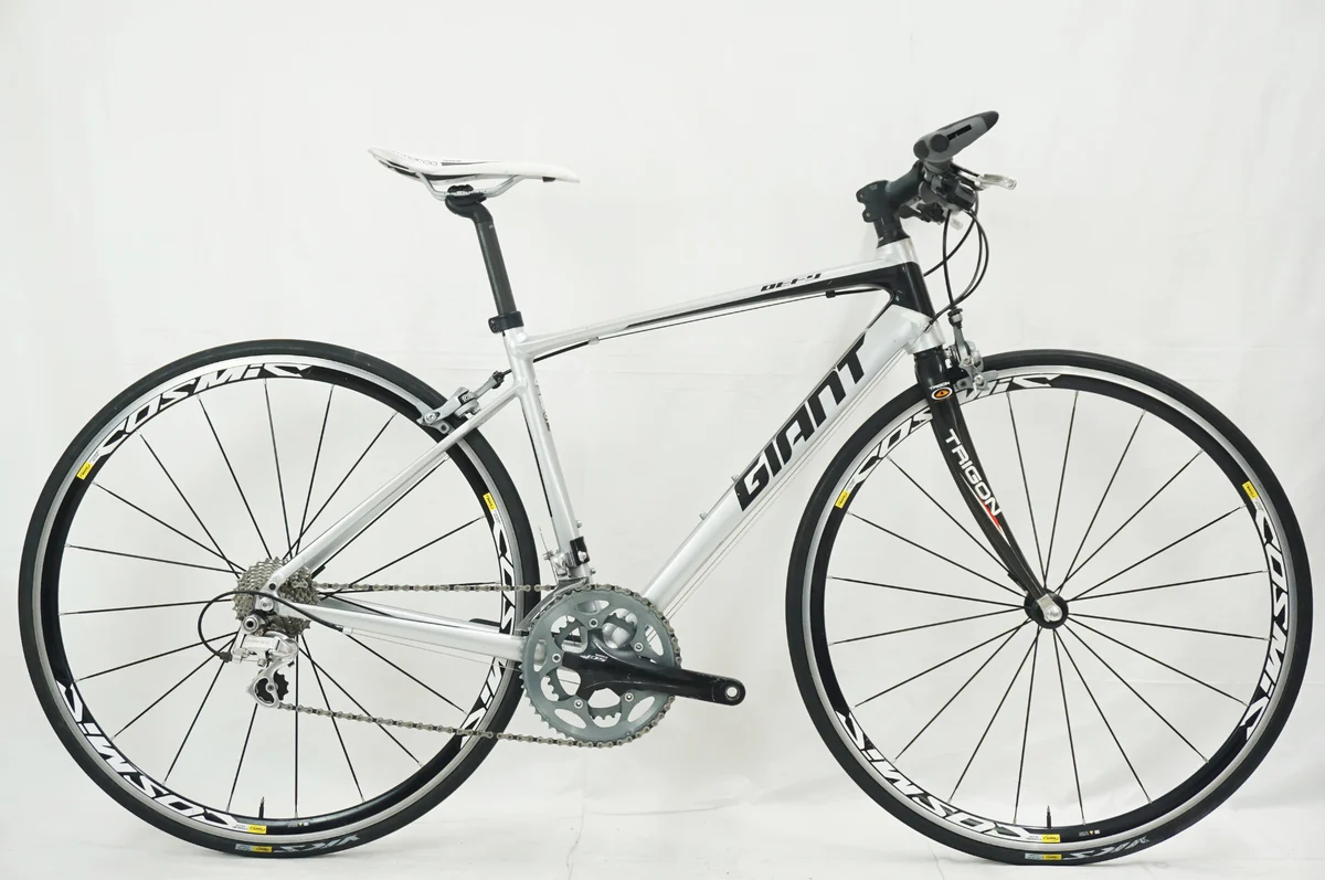 ジャンク GIANT DEFY 1 2016年モデル カスタム ロードバイク | ロード 
