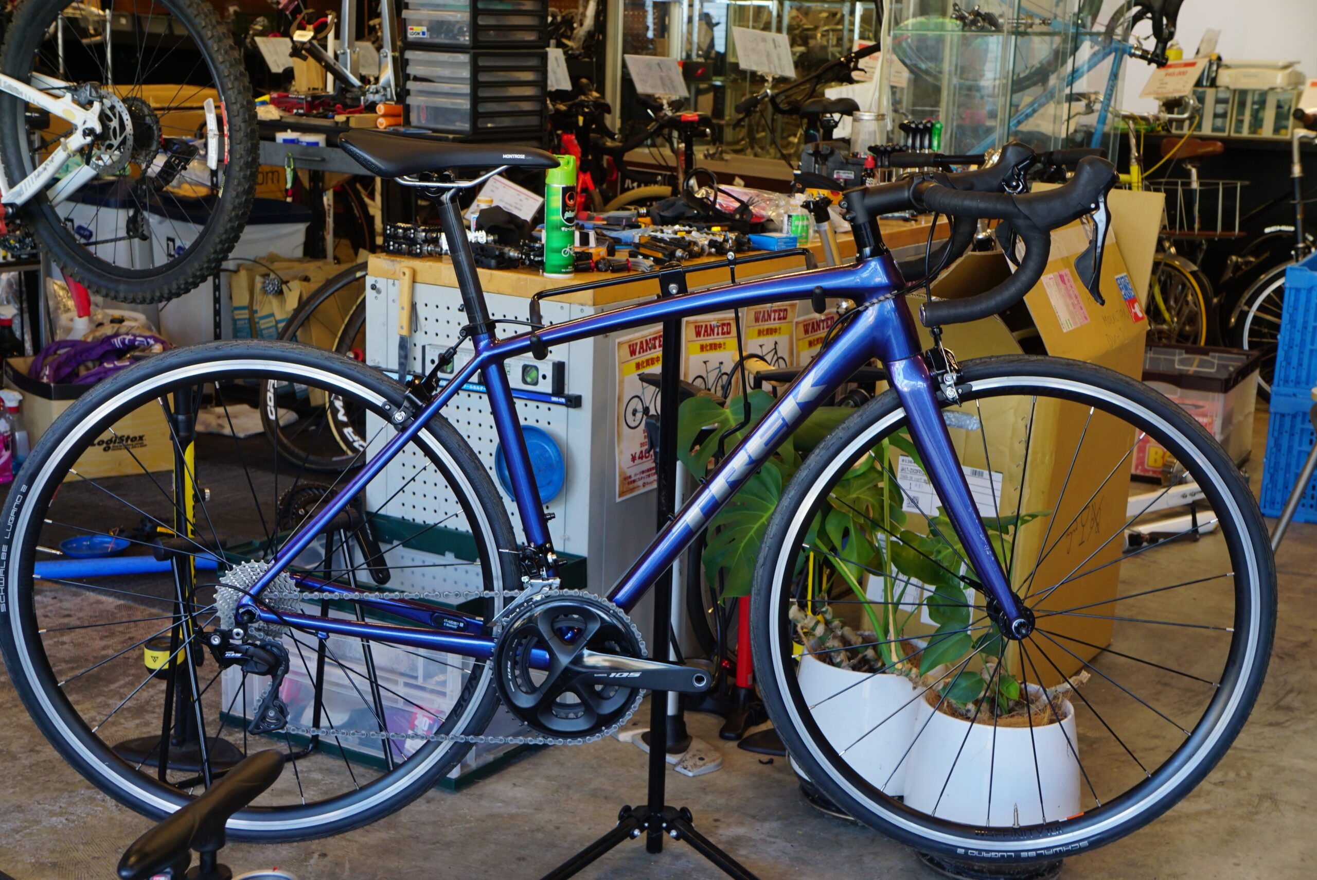 引き取り限定小田急線生田駅トレック エモンダ ALR5 TREK】フォルムも