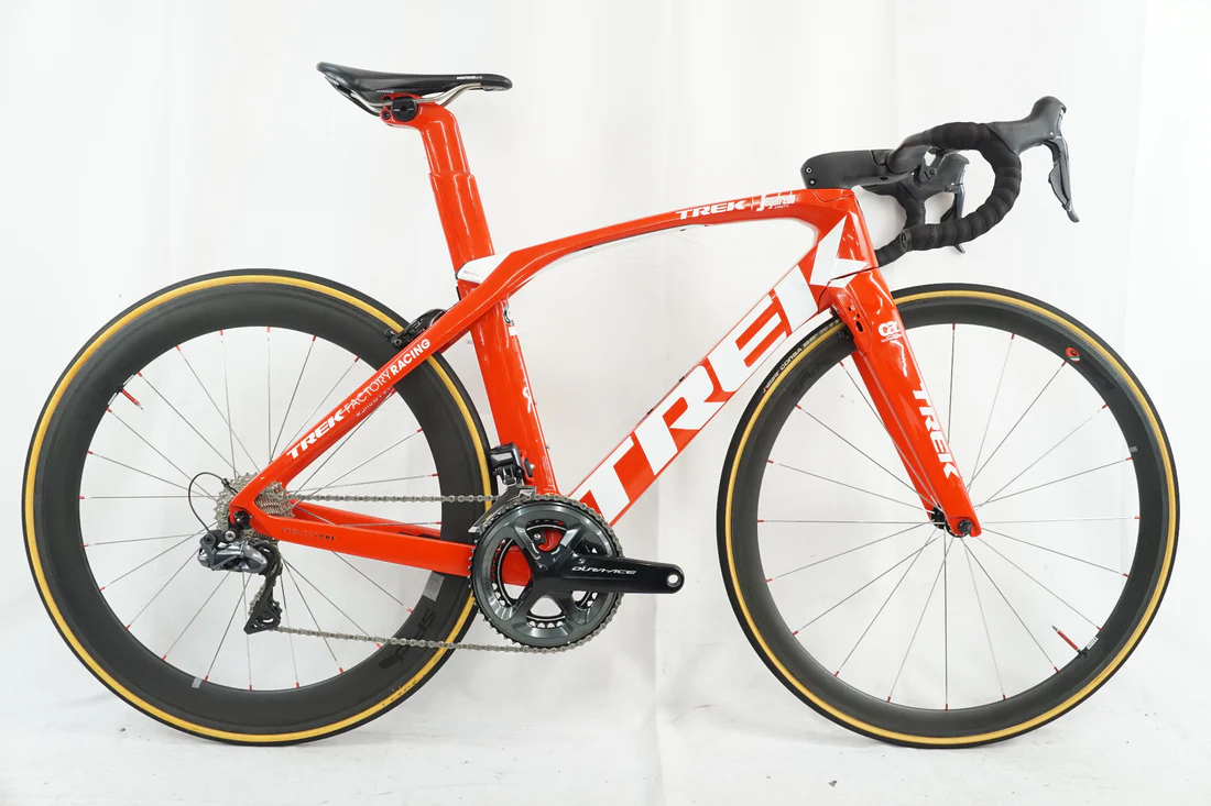 TREK 「トレック」 DOMANE SLR6 DISC 2019年モデル ロードバイク TREK MADONE SLR6 DISC(マドンSLR6 ディスク) 完成車¥630,000(税抜)が