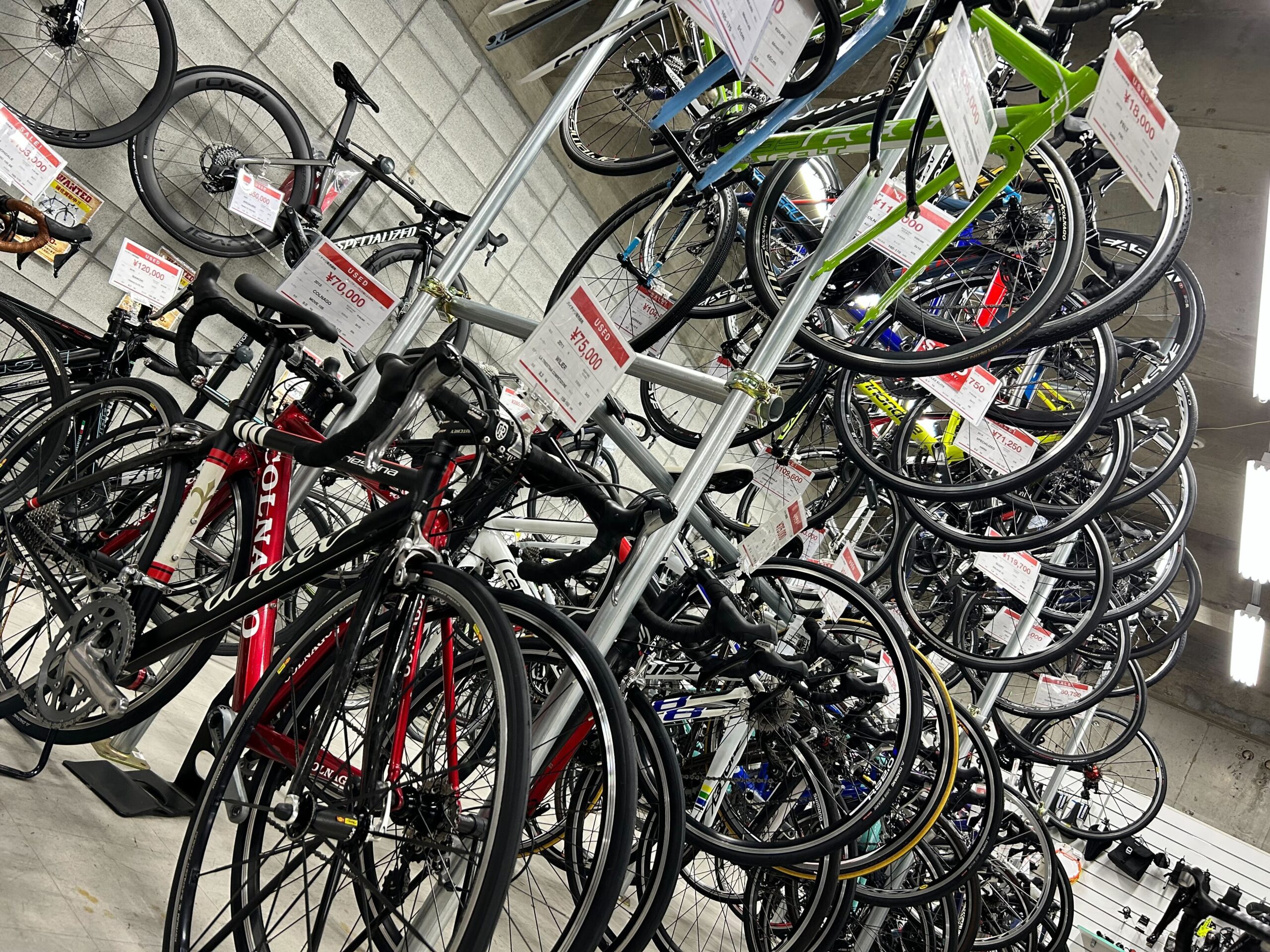 阪急塚口店店舗情報】臨時駐車場についてご案内&祝日の火曜日は営業