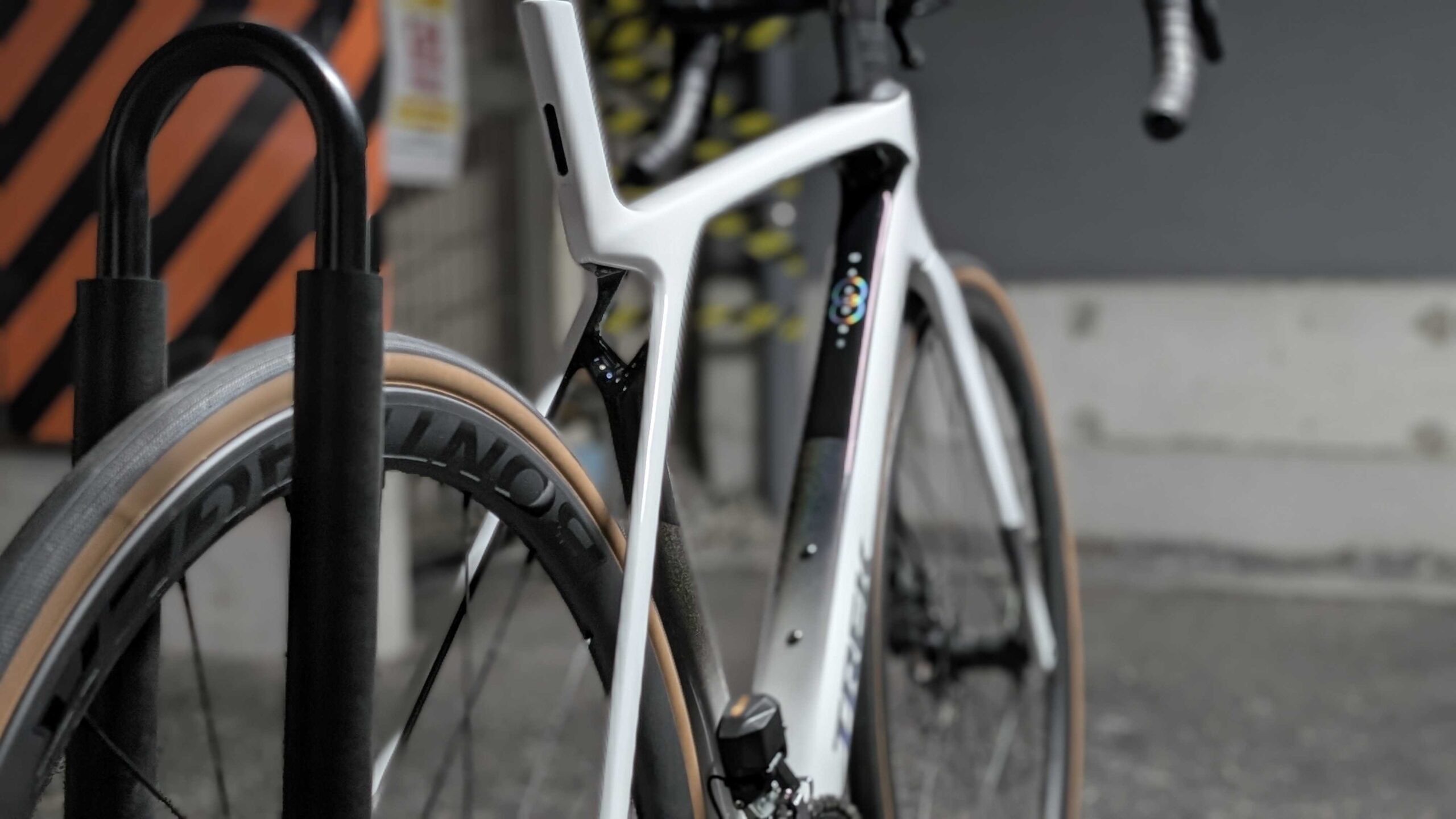 AKIBA店在庫情報】TREK MADONE SL6 GEN8が入荷しました！ | ロード