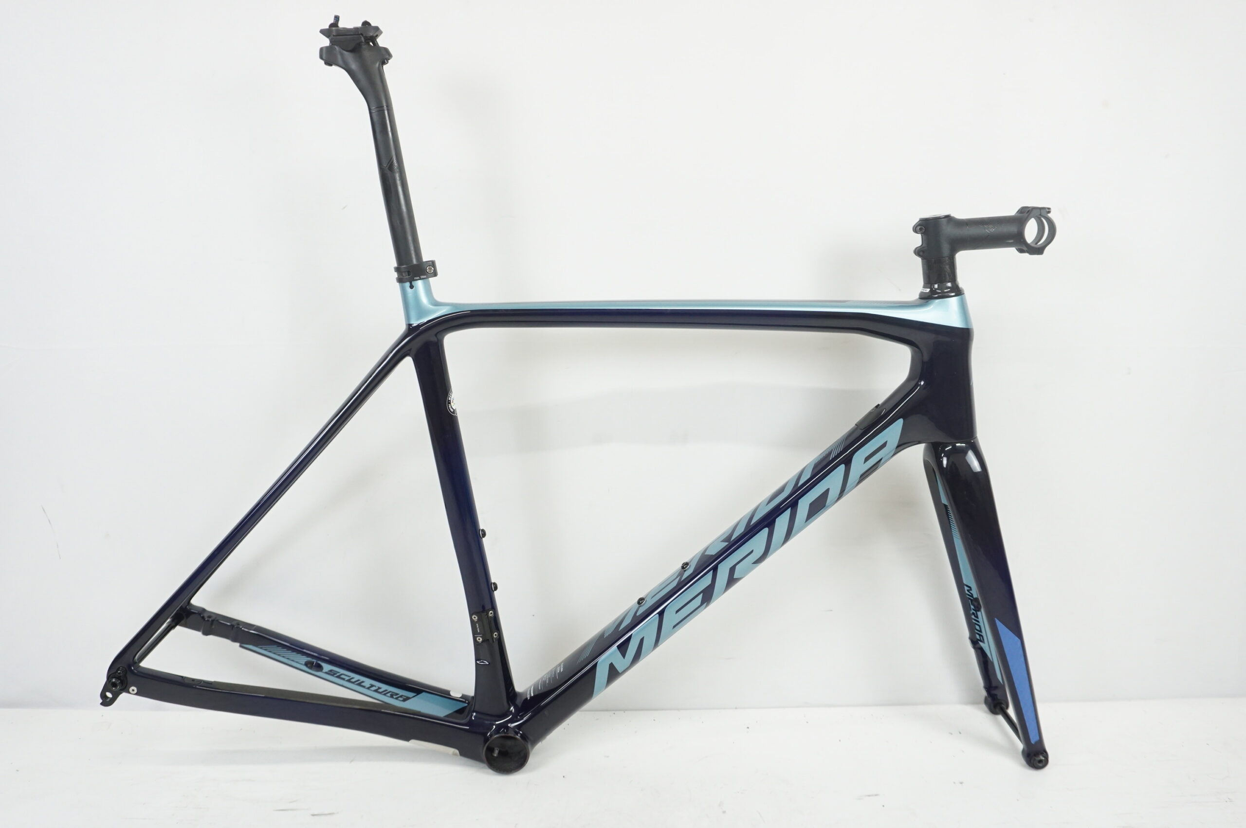 MERIDA 「メリダ」 SCULTURA DISC 8000-E 2020年モデル フレームセット