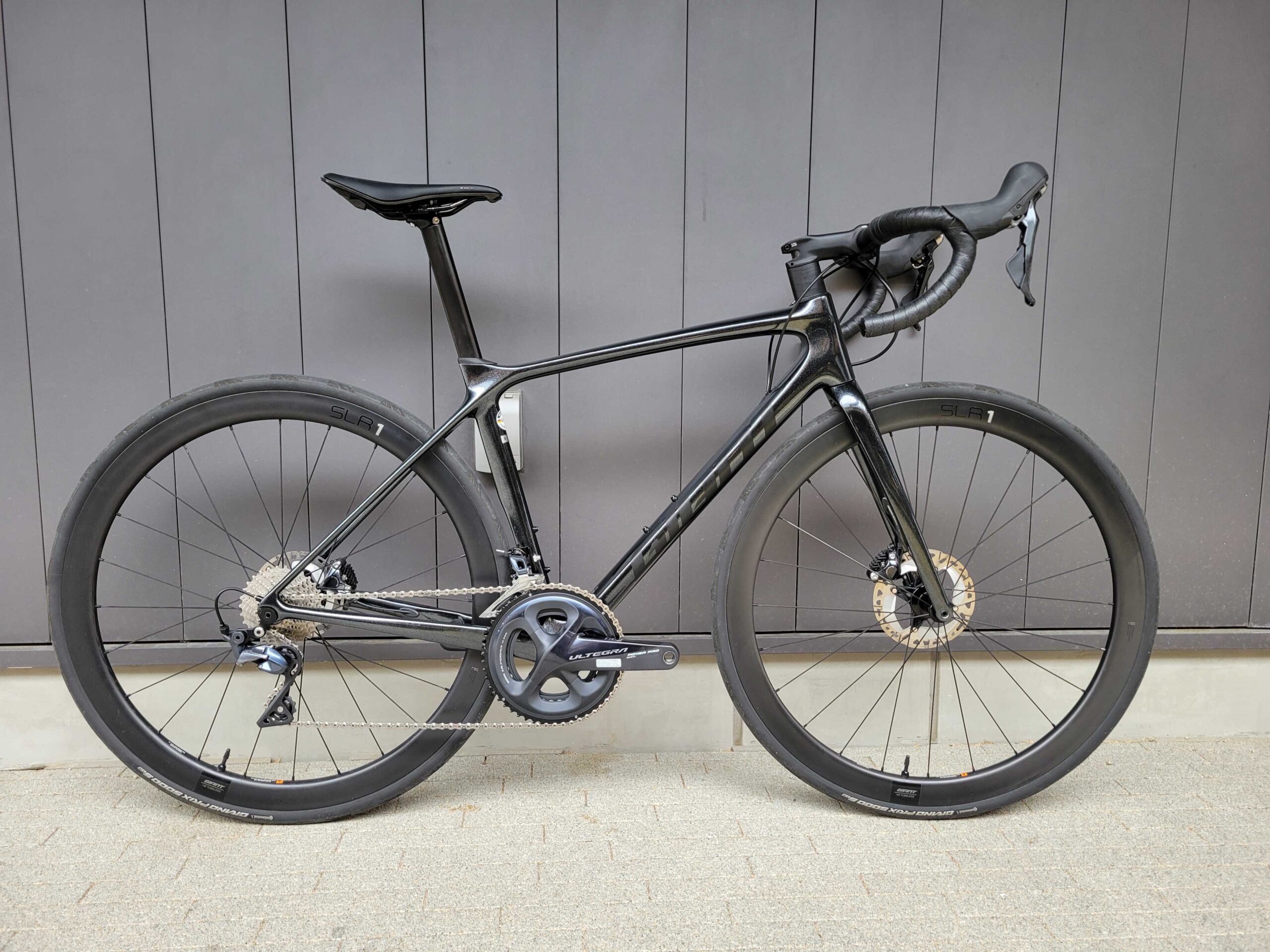 福岡店入荷情報】その性能に疑いの余地なし！GIANT TCR ADVANCED PRO 1