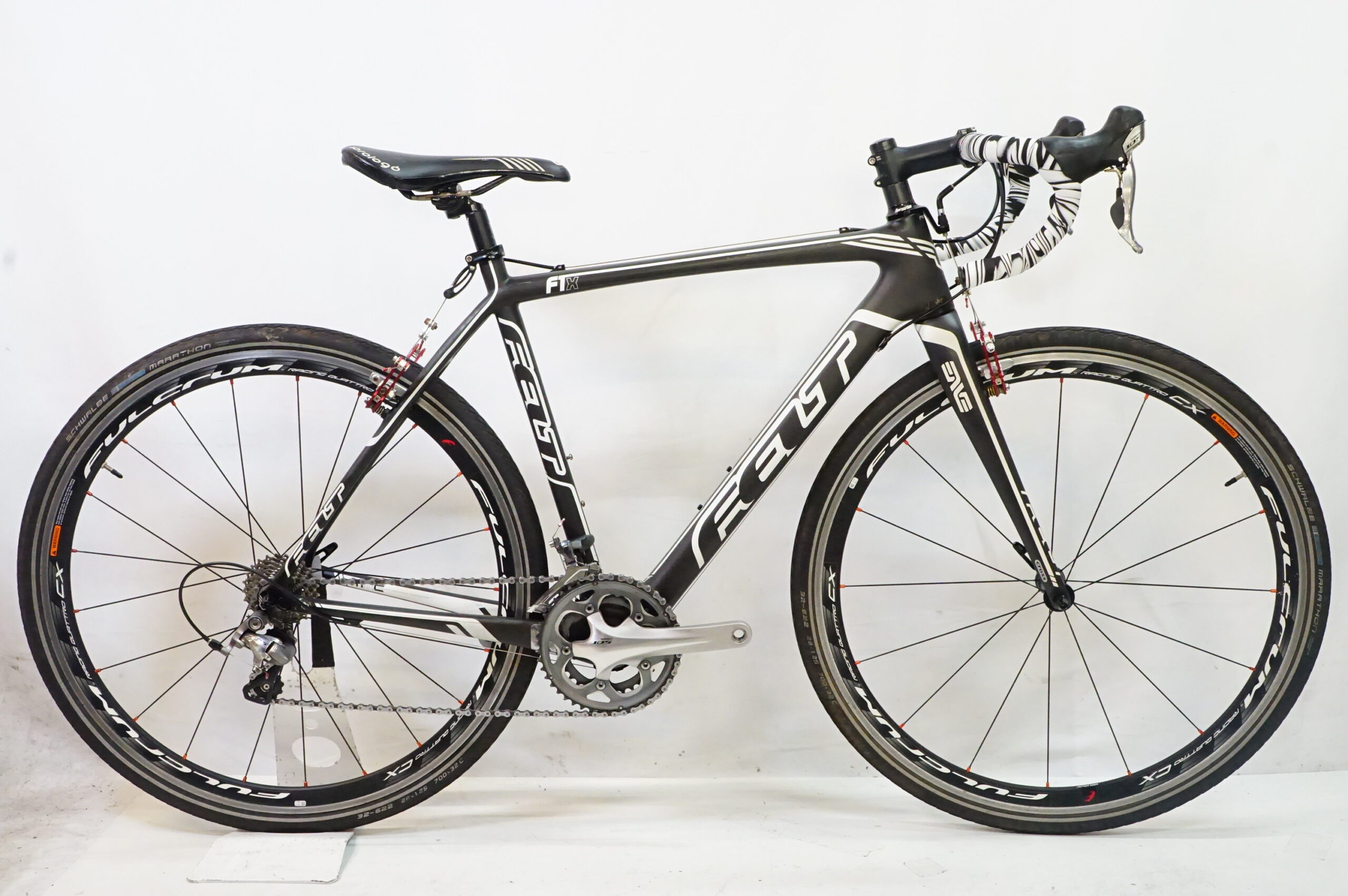 フェルト FELT Z6 2013年モデル 54サイズ　中古品 フェルト FELT Z6 2013モデル 540サイズ シマノ アルテグラ