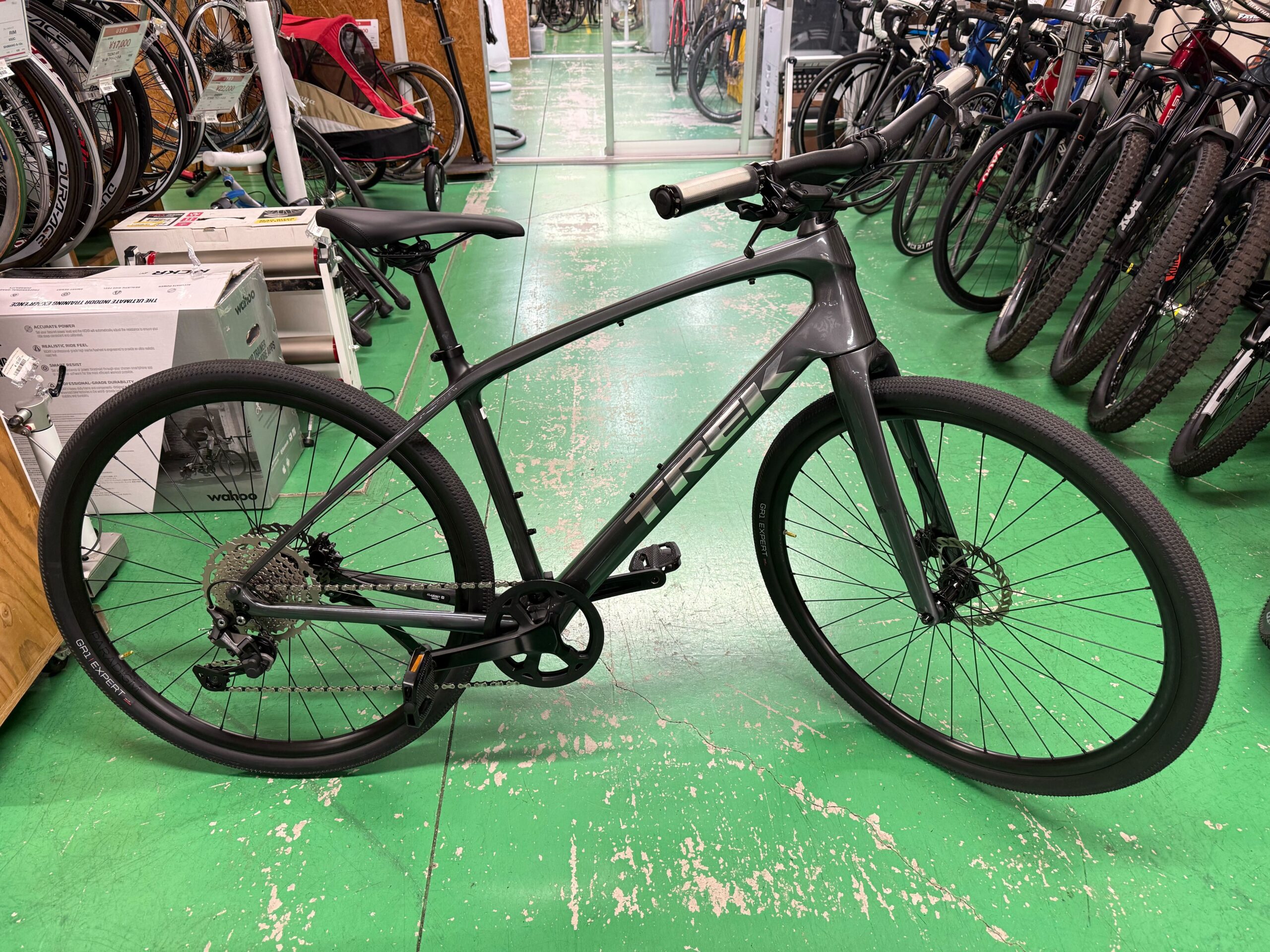 Trek カーボンフレーム 自転車 宇都宮店商品紹介】カーボンフレームのクロスバイク入荷中