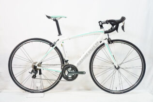 BIANCHI ビアンキ　IMPULSO 2016年　ロードバイク BIANCHI 「ビアンキ」 IMPULSO TIAGRA 2016年モデル ロード
