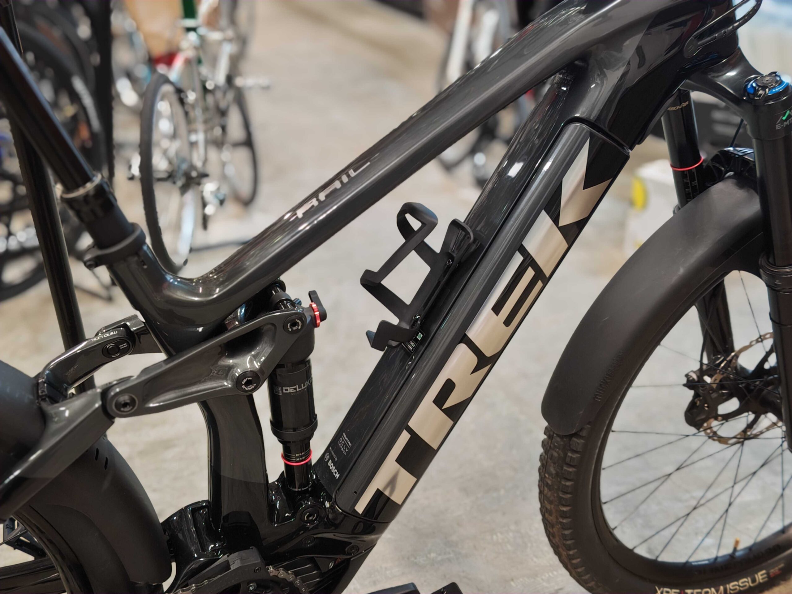 TREK マウンテンバイクカーボンフレーム 熊谷本店入荷情報】カーボンフレームの本格ハイエンドE-MTB！ TREK