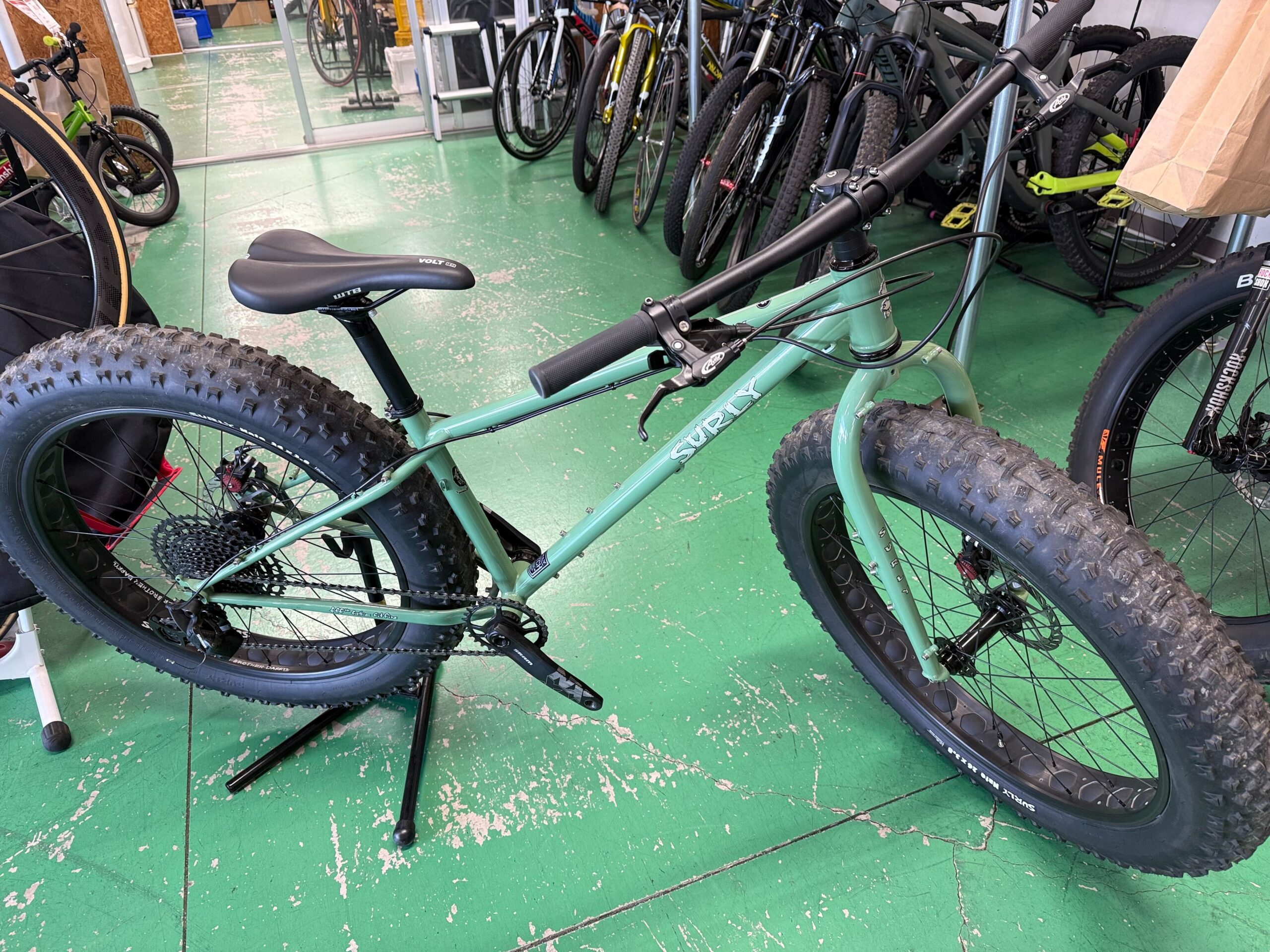 宇都宮店入荷情報】SURLY WEDNESDAY ファットバイク 入荷しております