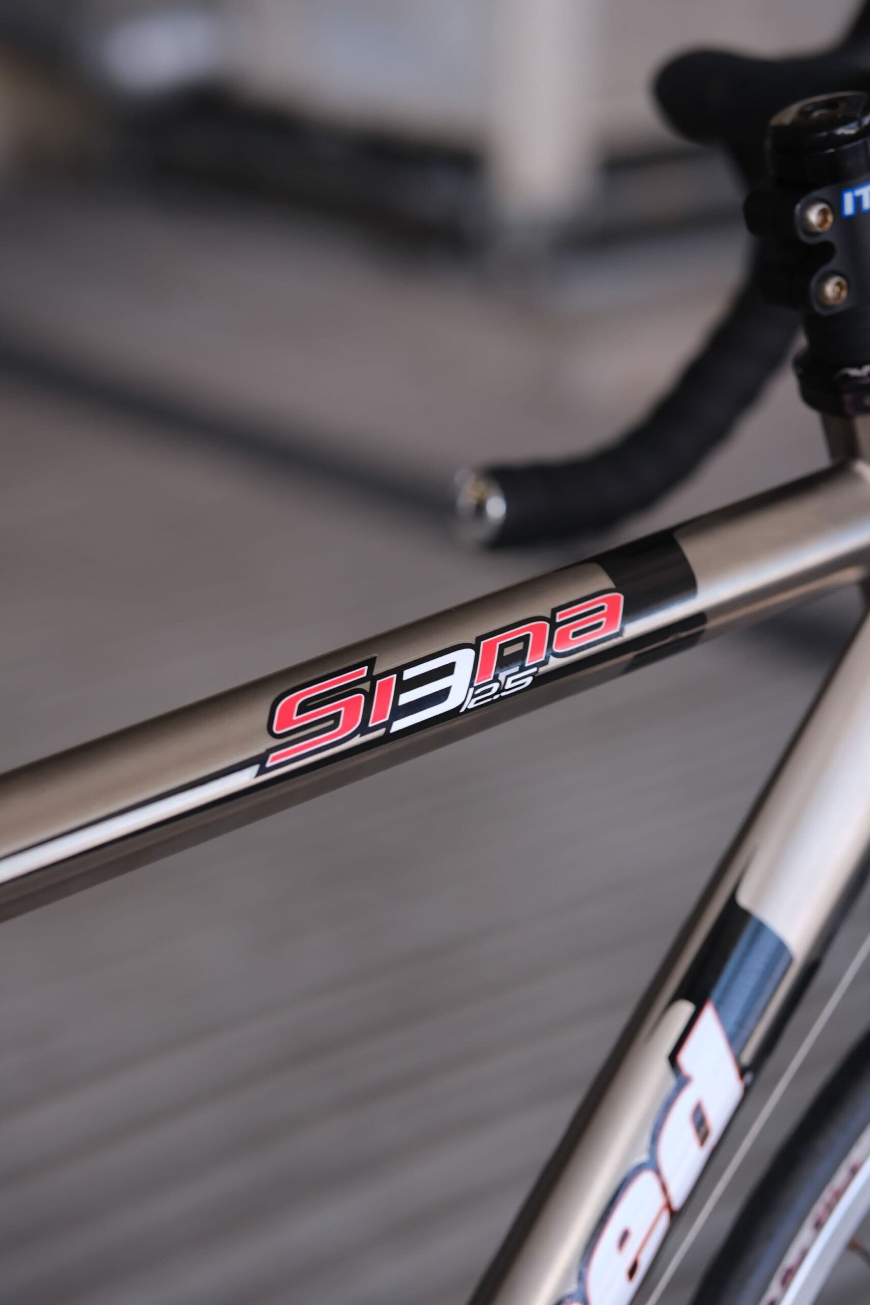 AKIBA店入荷情報】究極の素材、チタンという選択 LITESPEED SIENA3.5 