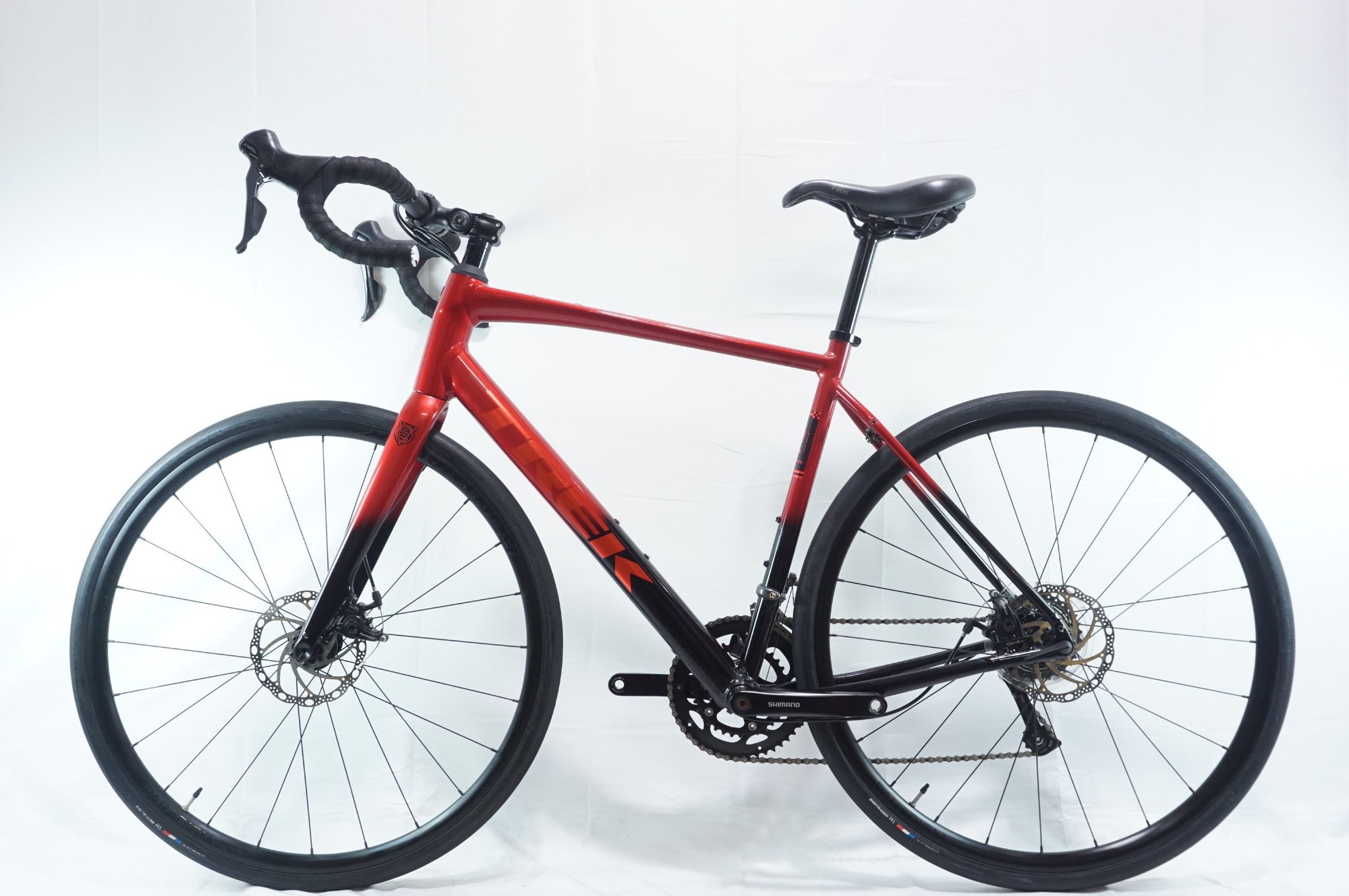 千葉市 引き取り限定】TREK Domane AL2 Disc ロードバイク はじめて”の